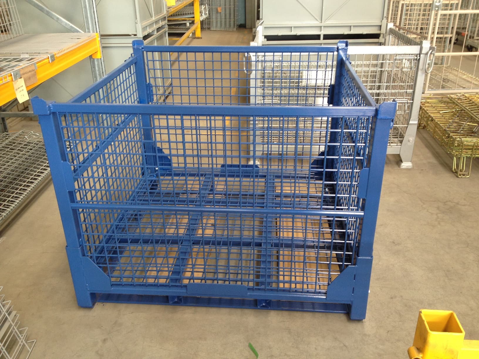 Heavy Duty Rigid Wire Containers Warehouse Rack and Shelf