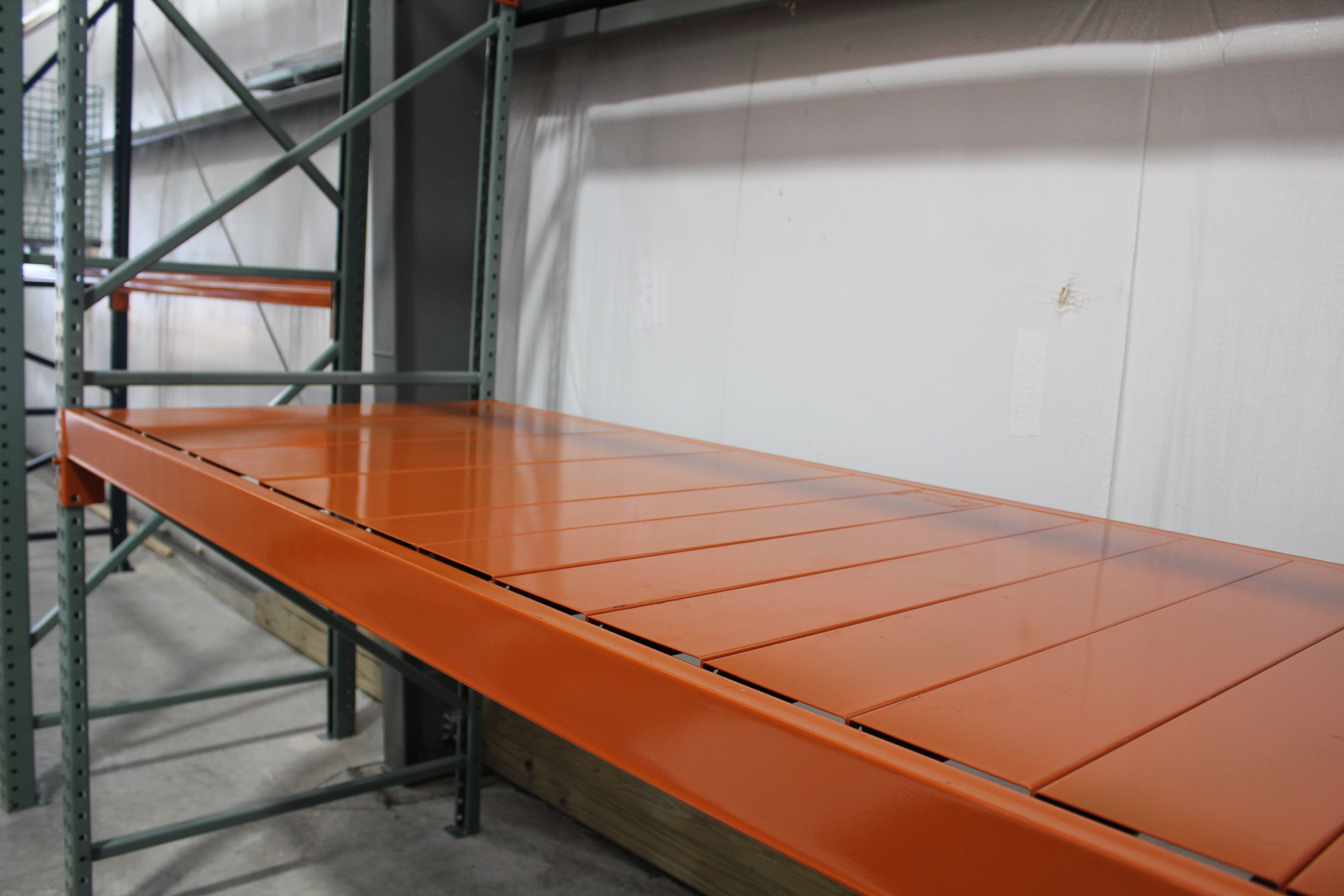 thumbnail image 2 of Interlake Pallet Rack Wire Decking | 48"x46" | Waterfall Edge | 2500 Lb Capacity 2 of 6