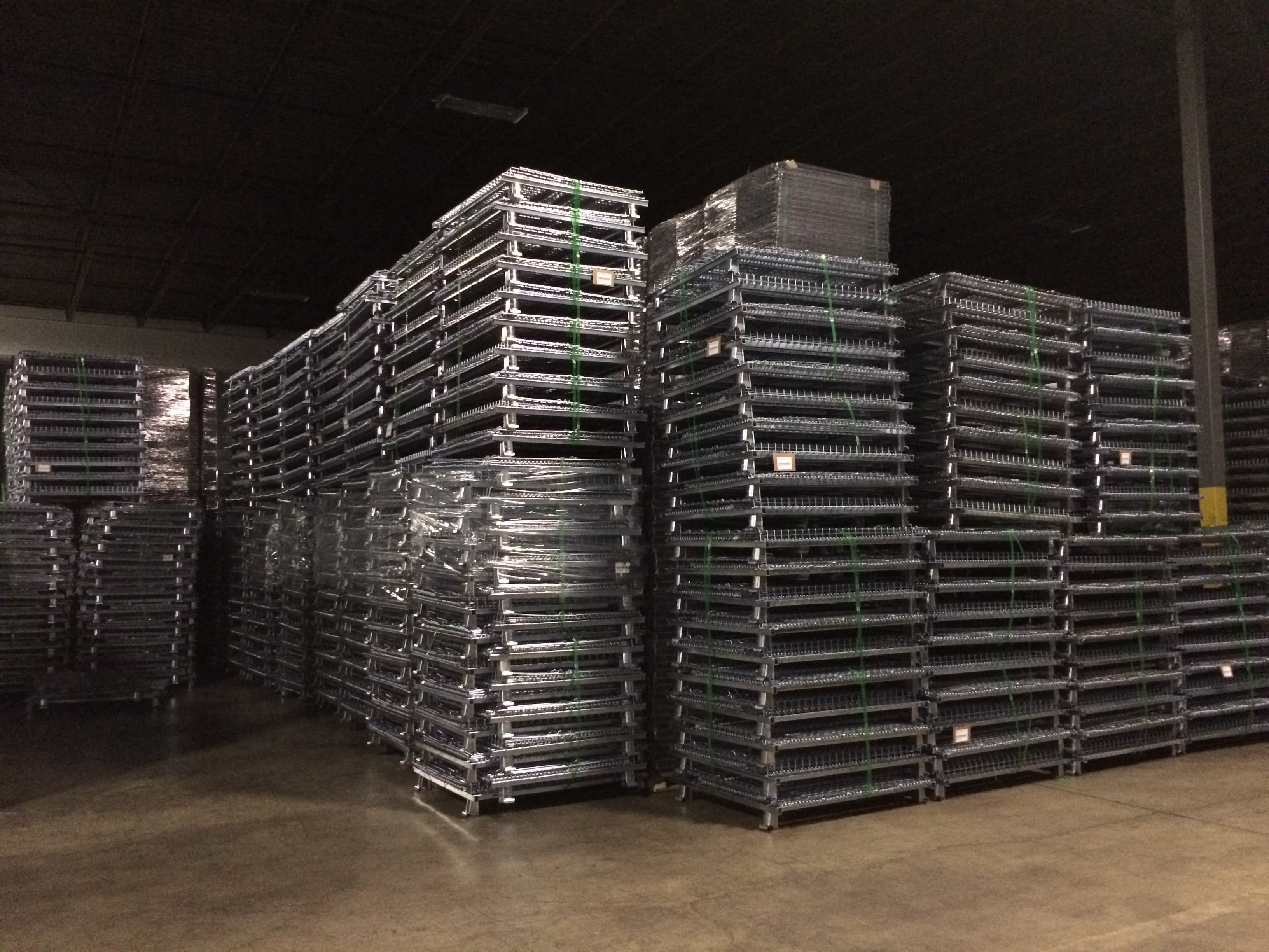 Wire Containers & Wire Baskets Warehouse Rack and Shelf