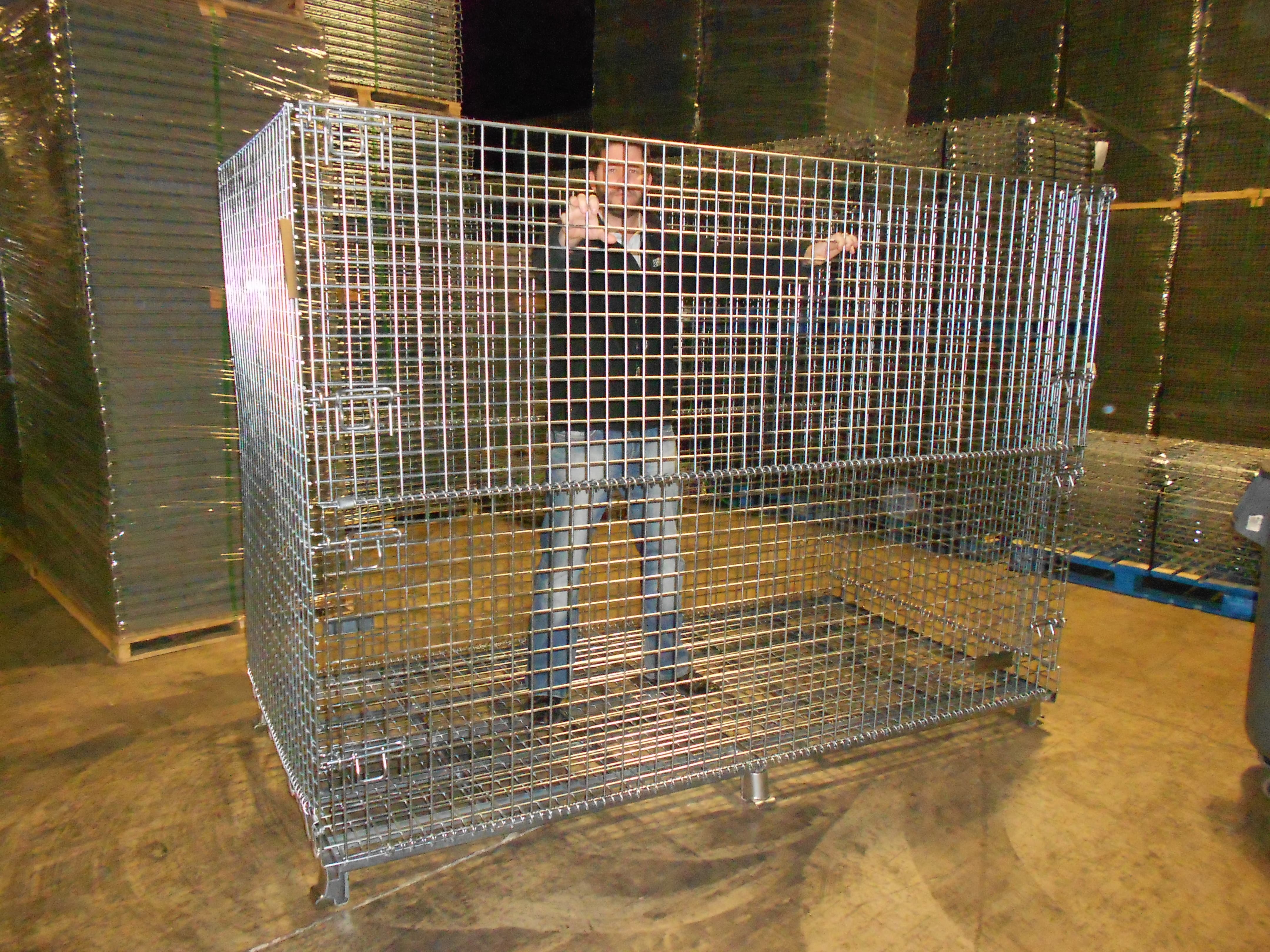 Wire Containers & Wire Baskets Warehouse Rack and Shelf