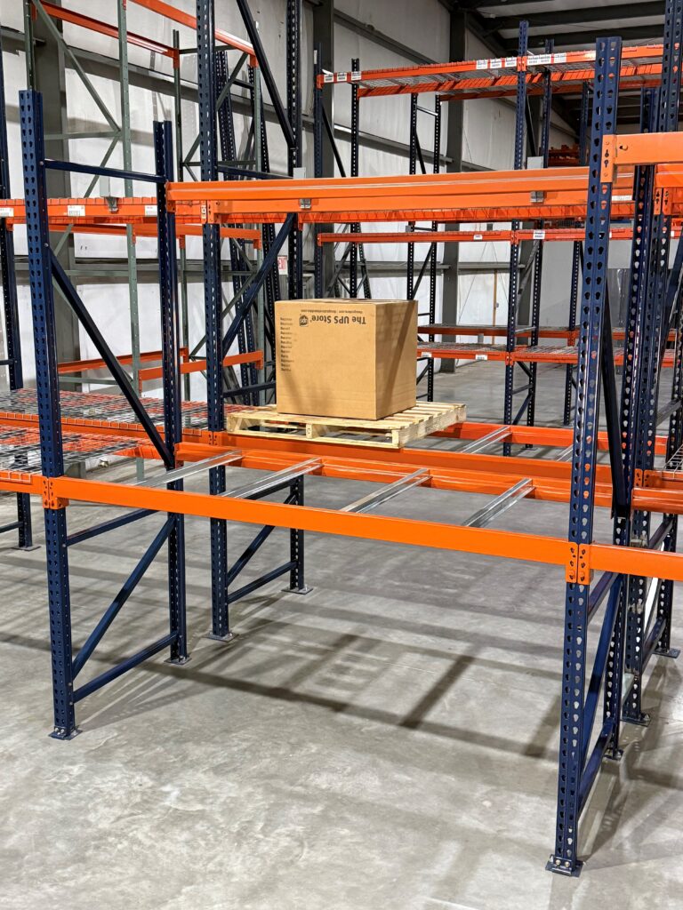 Top Hat Style Pallet Support in Back to Back Pallet Rack Top Hat Style Pallet Support in Back to Back Pallet Rack