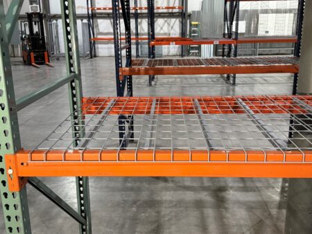 Wire Mesh Decking with Inverted Channel Supports