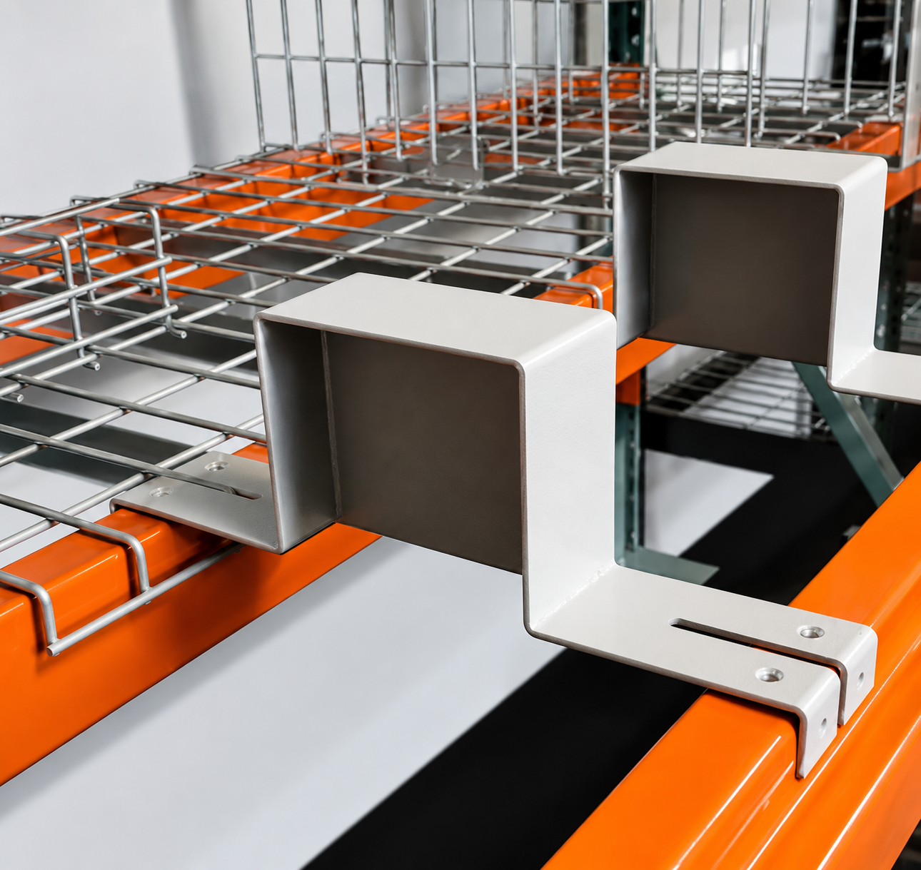 WorldStop Pallet Safety Stops | Horizontal Flue Space Protectors