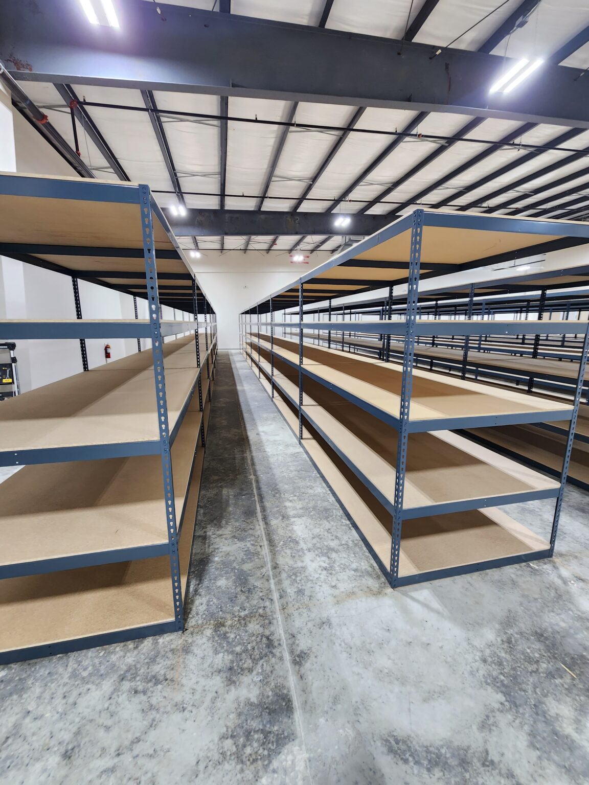 Boltless Warehouse Shelving Rivet Rack Shelving
