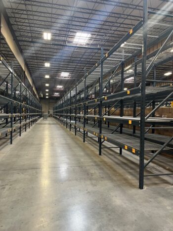 Sturdi-Bilt Pallet Rack with wire decking