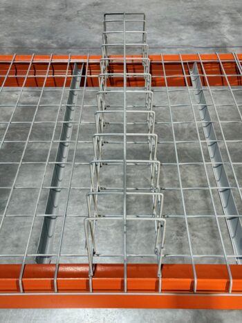 Flue Space Shelf Divider on Pallet Rack Wire Decking