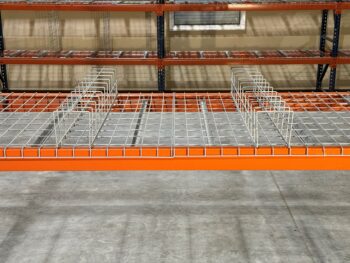 Snap in Flue Space Dividers on Pallet Rack Shelf