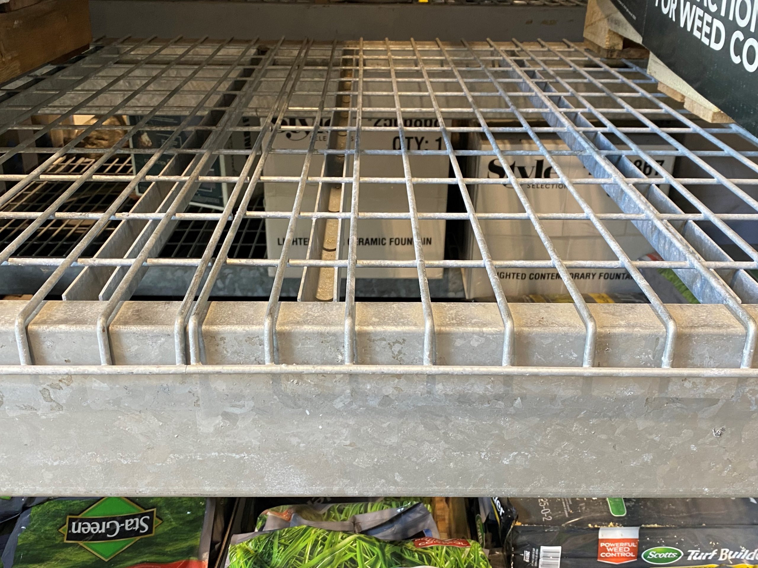 Hot Dipped Rust Proof Outdoor Wire Shelving Rack for Pallets