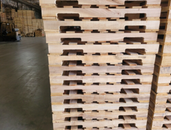 48x40 GMA Wood Pallets with Stringers Runners