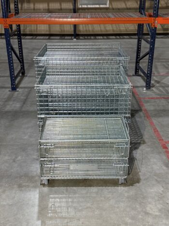 Junior Medium and Senior Wire Baskets with Lids