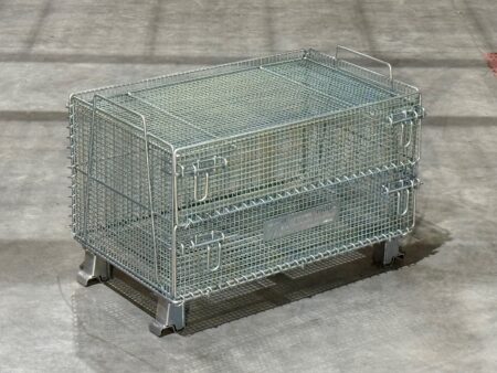 Junior Wire Basket with Lid Angle View Junior Wire Basket with Lid Angle View