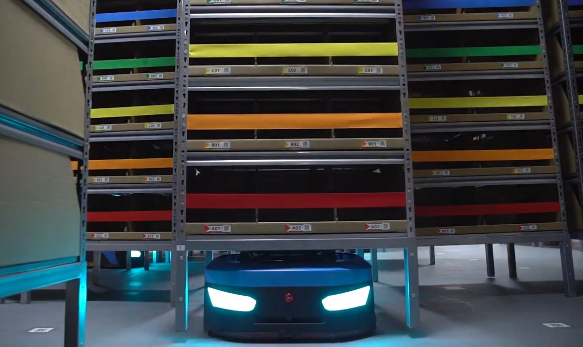 Warehouse Logistics Robots