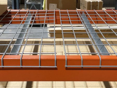 Wire apllet rack decking