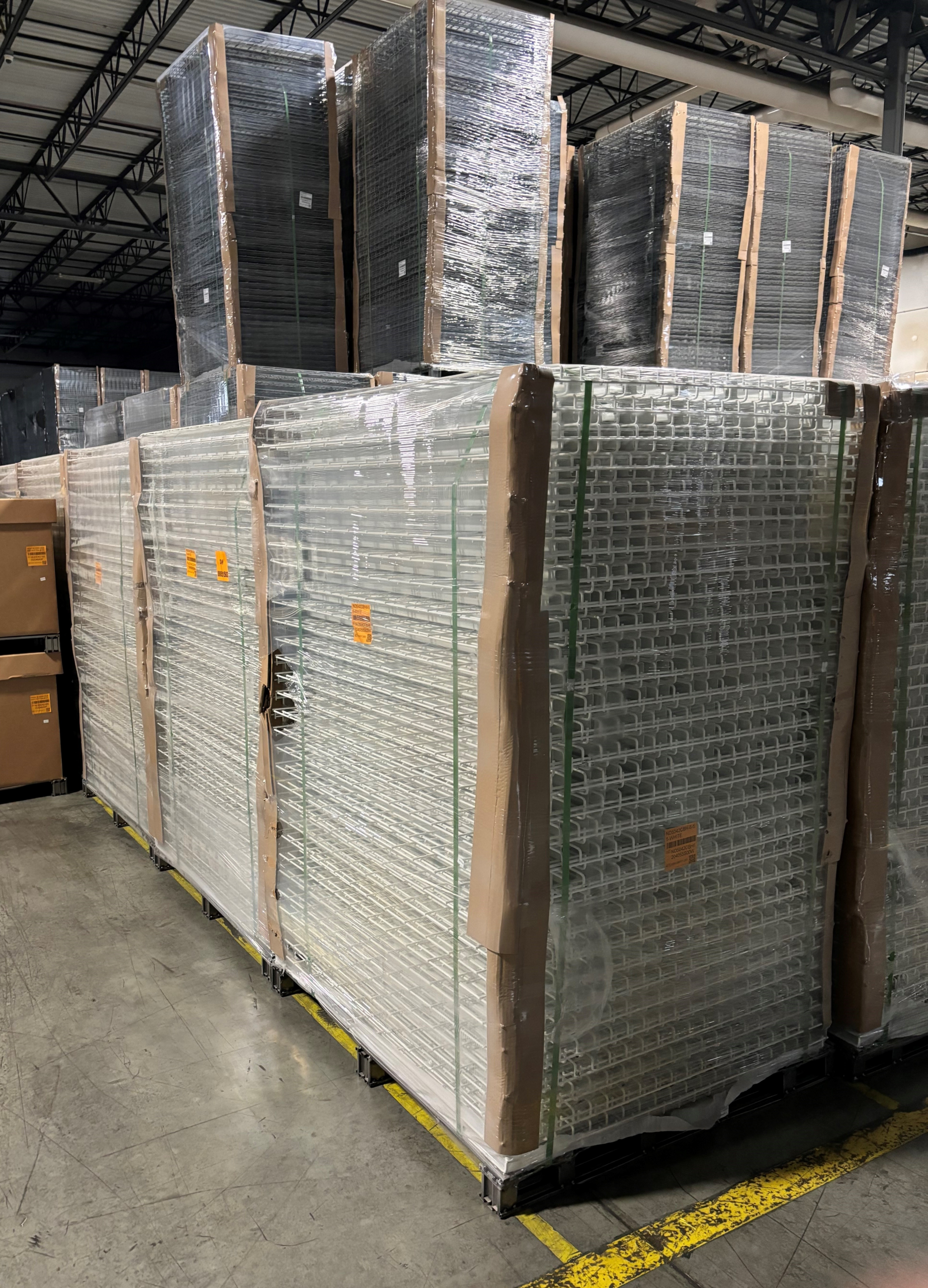 Pallet of White Wire Mesh Decking Pallet of White Wire Mesh Decking