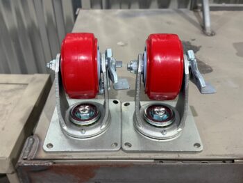 4x2 Polyurethane SwivelCasters with Brake in Galvanized Steel Frame