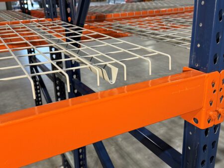 Inside Waterfall Wire Decking on Mecalux Pallet Rack Inside Waterfall Wire Decking on Mecalux Pallet Rack