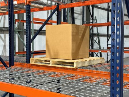 Inside Waterfall Wire Decking on Pallet Rack Inside Waterfall Wire Decking on Pallet Rack