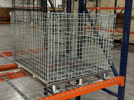 Wire Container with Flat Steel Runner Pallet Rack Decking