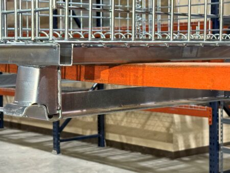 Wire Container with Steel Angle Runners Forklift Forks Wire Container with Steel Angle Runners Forklift Forks