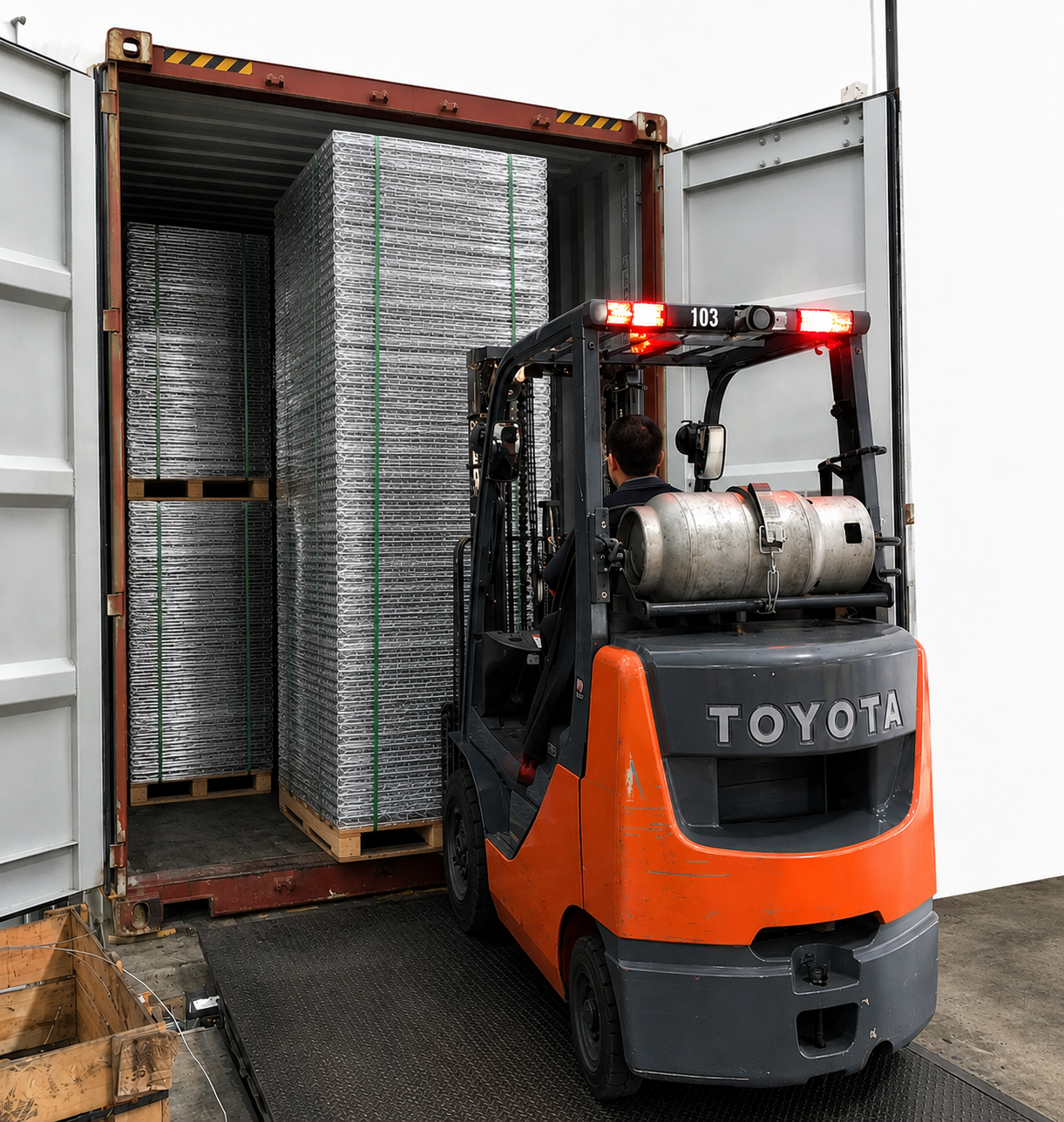Direct Container Loads of Wire Decking To Ontario, CA, Mexico & Worldwide