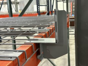 Heavy Duty Structural Pallet Stop with Gussett