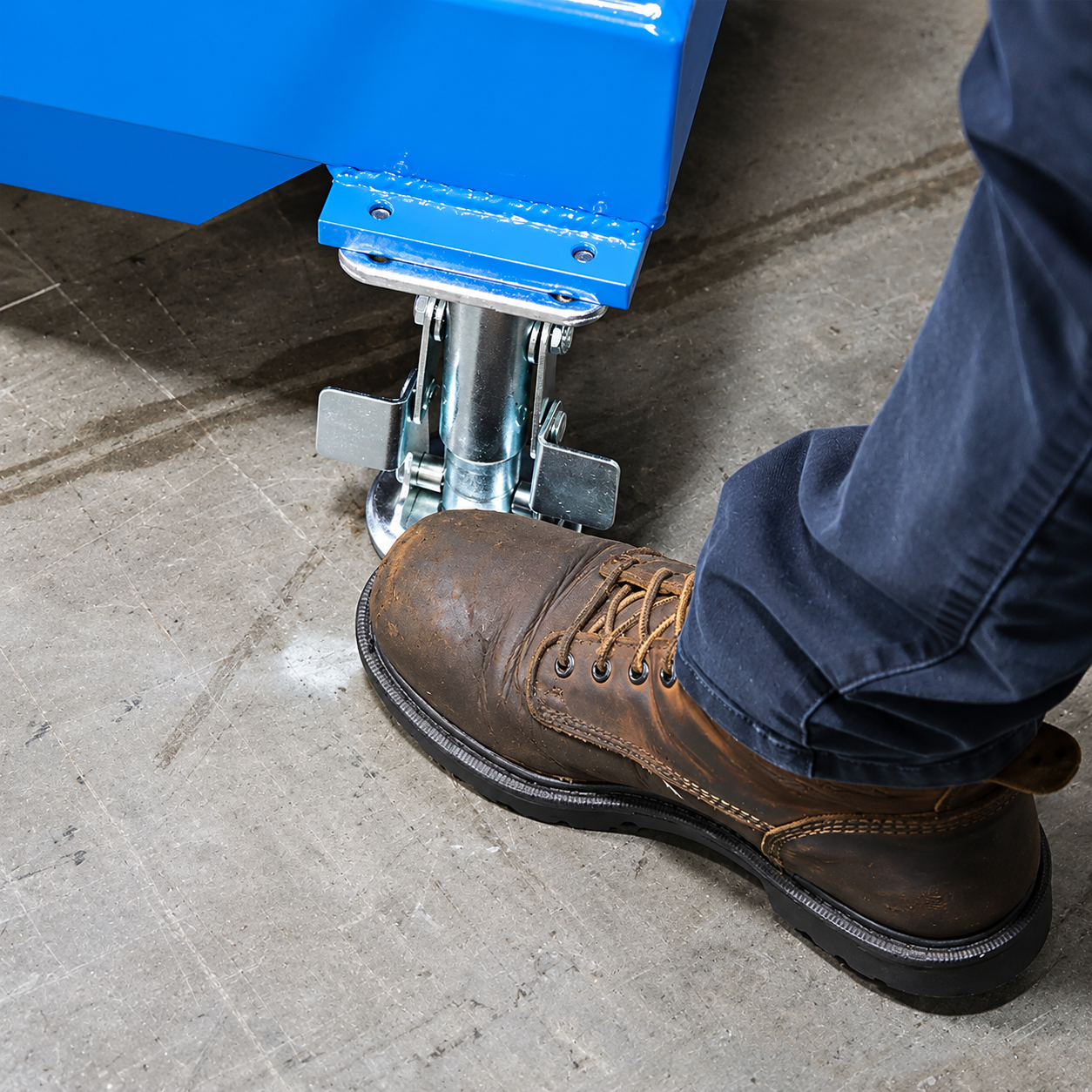 BHS GLDM Gaylord Dumper Floor Foot Lock BHS GLDM Gaylord Dumper Floor Foot Lock