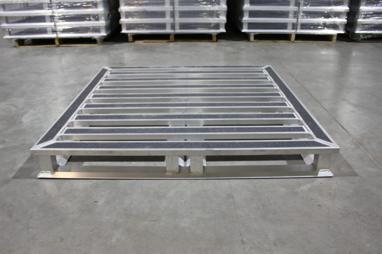 HeavyDuty Aluminum Pallets for Sale