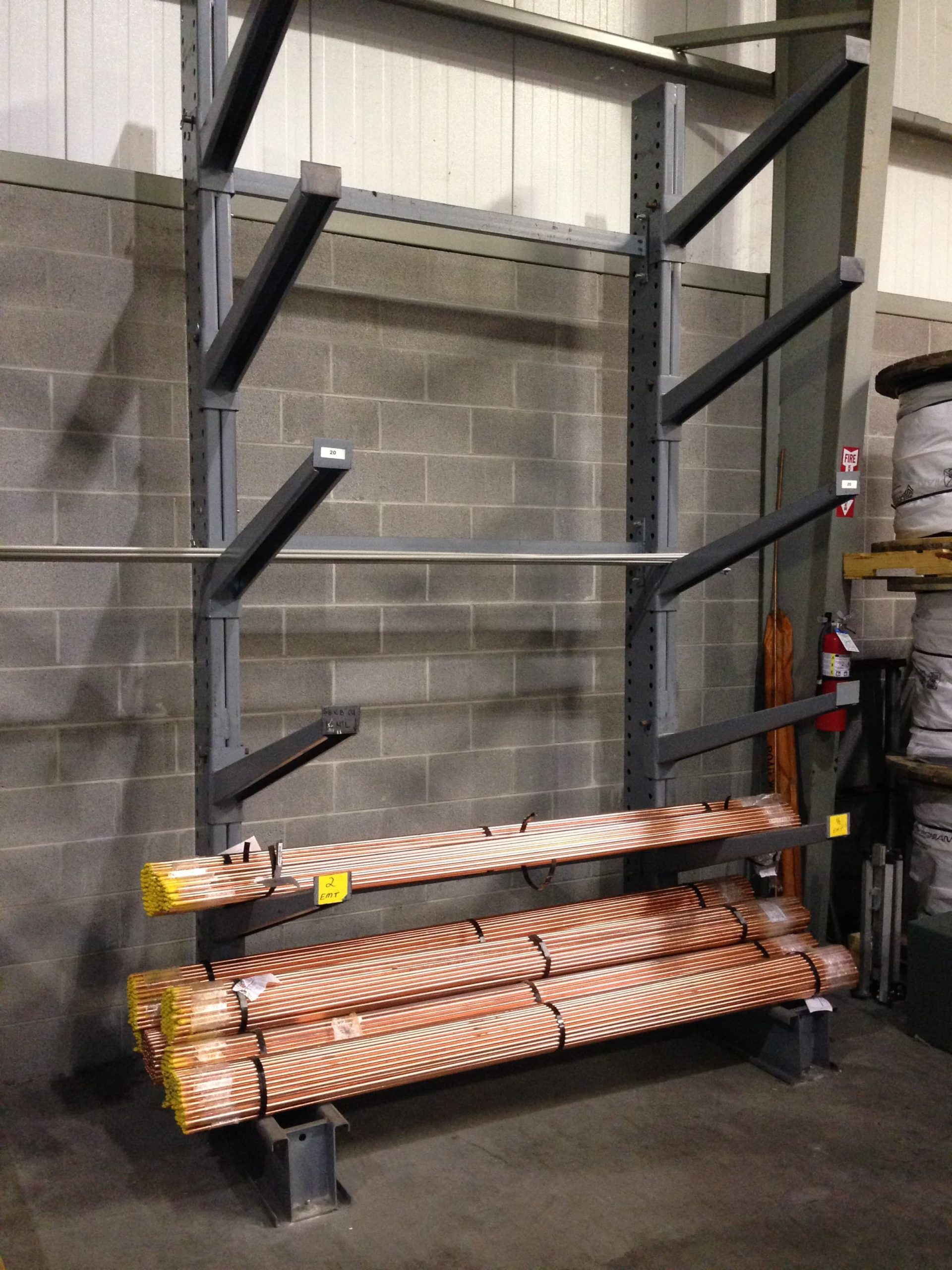 Cantilever Storage Racks with Incline
