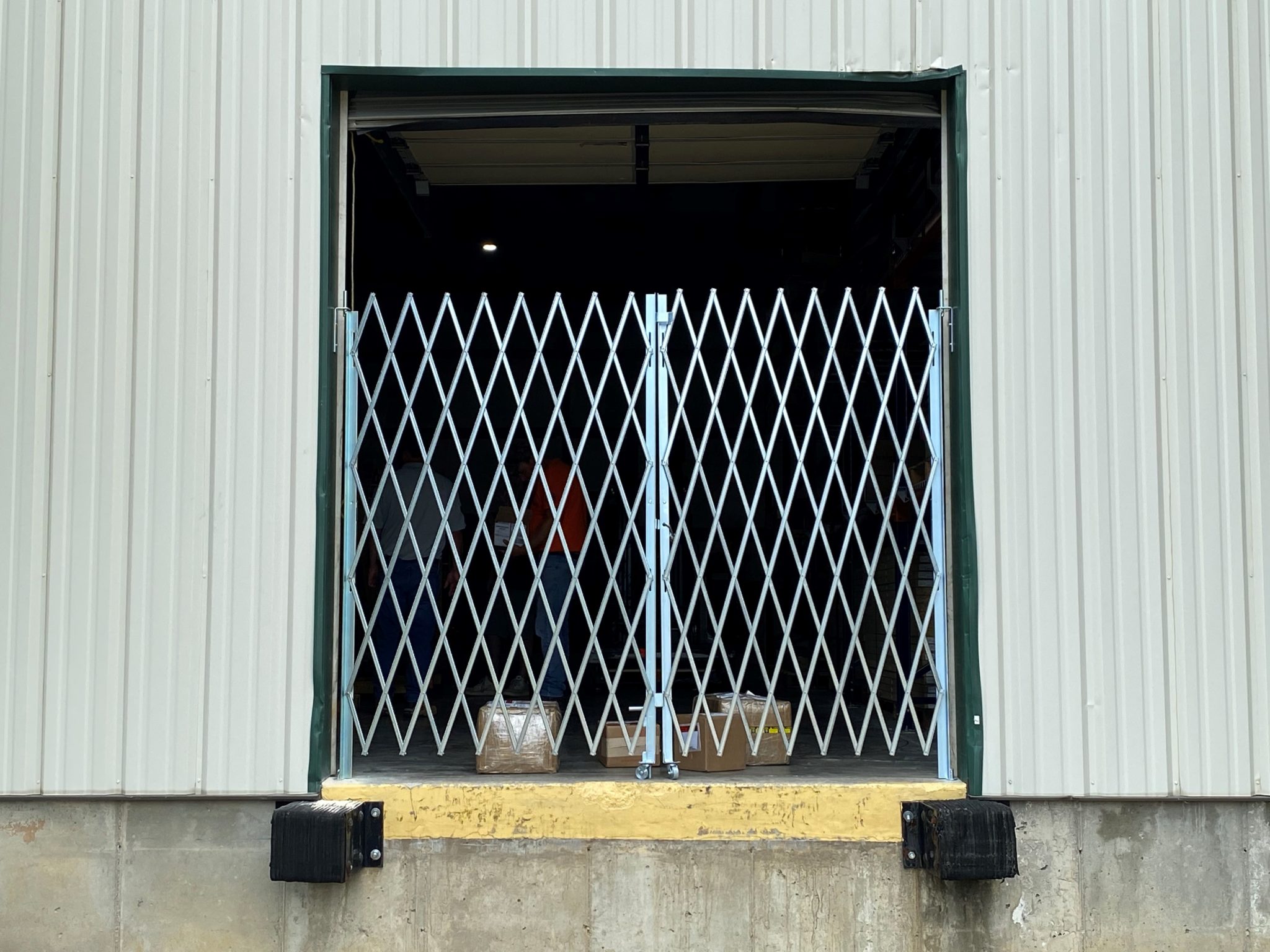 Security Scissor Gates for Warehouse Loading Dock Doors