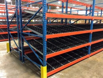 Dyna-Flo HD Staggered Wheel Carton Flow Rack Feature Picture