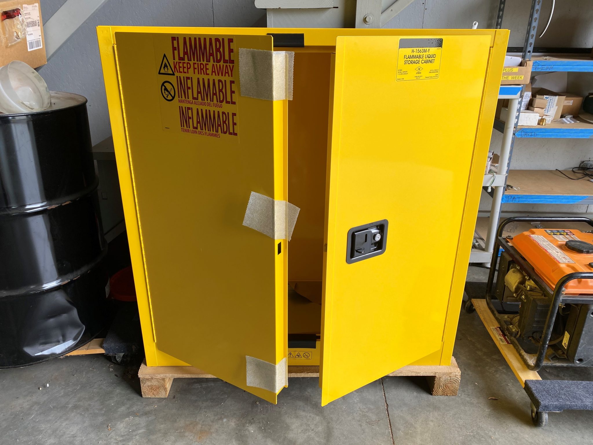 Flammable Liquid Storage Gas Can Storage