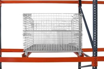Skid-Channels-Support-Wire-Container-in-Pallet-Rack