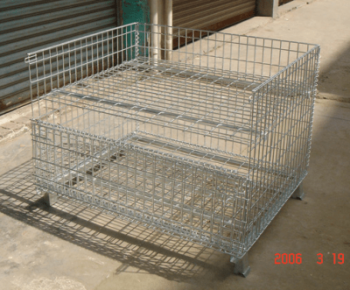 Wire-container-with-horizontal-divider-400x331